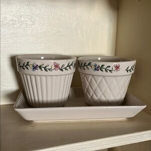 Floral Embellished White Ceramic Mugs with Tray